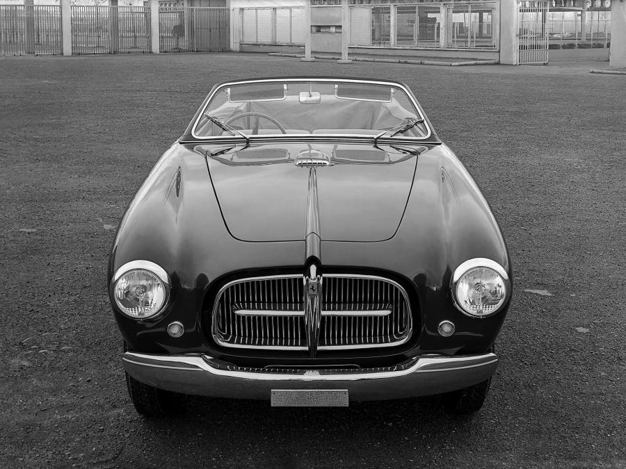  Ferrari 212 Inter Cabriolet 1951 года  (фото 4 из 16)